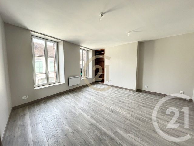 Appartement &agrave; louer - 2 pi&egrave;ces - 53,40 m2 - Villeneuve Sur Yonne - 89 - BOURGOGNE