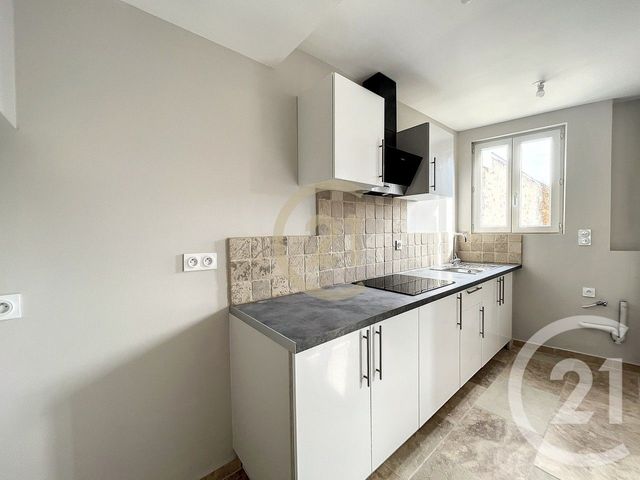 Appartement &agrave; louer - 2 pi&egrave;ces - 53,40 m2 - Villeneuve Sur Yonne - 89 - BOURGOGNE