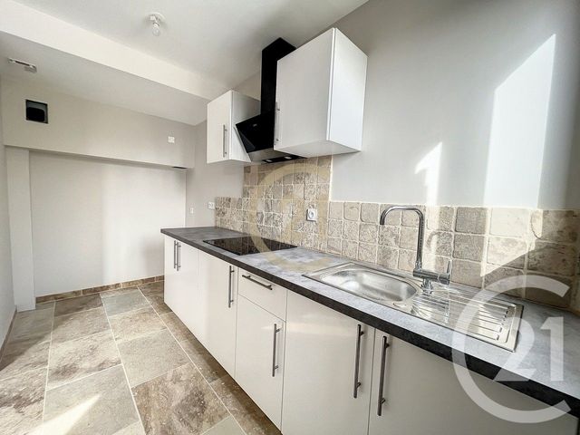Appartement &agrave; louer - 2 pi&egrave;ces - 53,40 m2 - Villeneuve Sur Yonne - 89 - BOURGOGNE