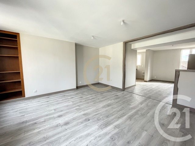 Appartement à louer VILLENEUVE SUR YONNE