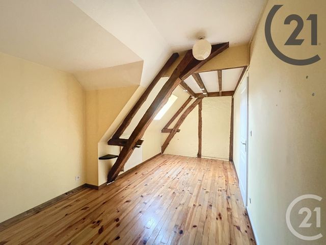 Appartement &agrave; louer - 4 pi&egrave;ces - 75 m2 - Sens - 89 - BOURGOGNE
