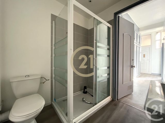 Appartement F2 &agrave; louer - 2 pi&egrave;ces - 68,70 m2 - Sens - 89 - BOURGOGNE
