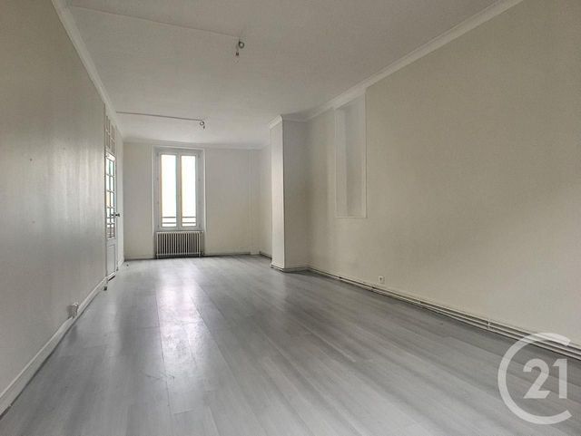 Appartement &agrave; louer - 3 pi&egrave;ces - 87,81 m2 - Sens - 89 - BOURGOGNE