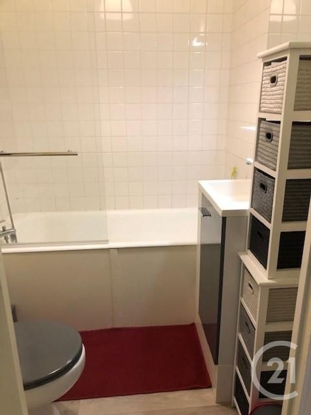 Appartement à vendre - 2 pièces - 52 m2 - St Andre Les Vergers - 10 - CHAMPAGNE-ARDENNE