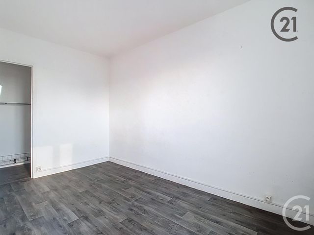 Afficher la photo en grand Appartement F2 à vendre - 2 pièces - 36 m2 - Troyes - 10 - CHAMPAGNE-ARDENNE