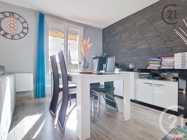 Afficher la photo en grand Appartement F4 à vendre - 4 pièces - 68,09 m2 - Troyes - 10 - CHAMPAGNE-ARDENNE