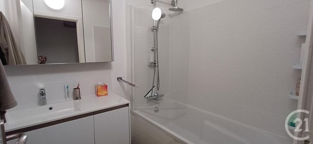 Afficher la photo en grand Appartement F5 à vendre - 5 pièces - 98 m2 - Troyes - 10 - CHAMPAGNE-ARDENNE
