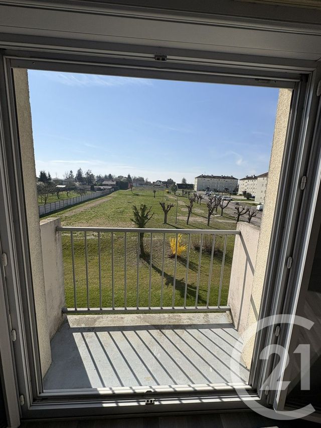 Appartement T3 &agrave; louer - 3 pi&egrave;ces - 70,80 m2 - Arcis Sur Aube - 10 - CHAMPAGNE-ARDENNE