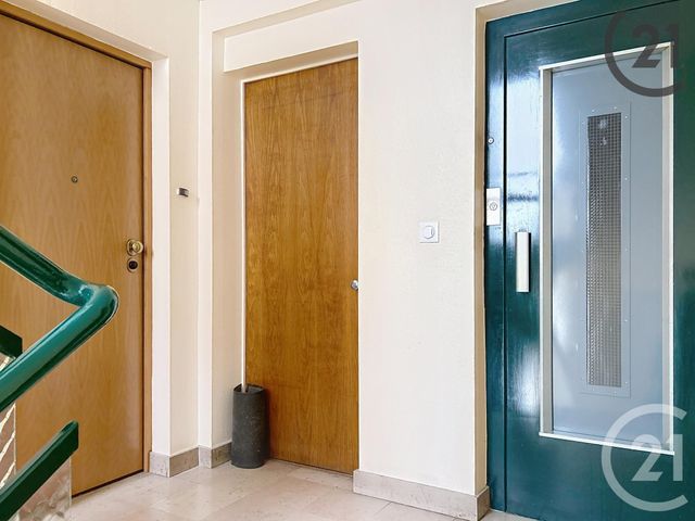 Appartement à vendre - 5 pièces - 92,21 m2 - Troyes - 10 - CHAMPAGNE-ARDENNE