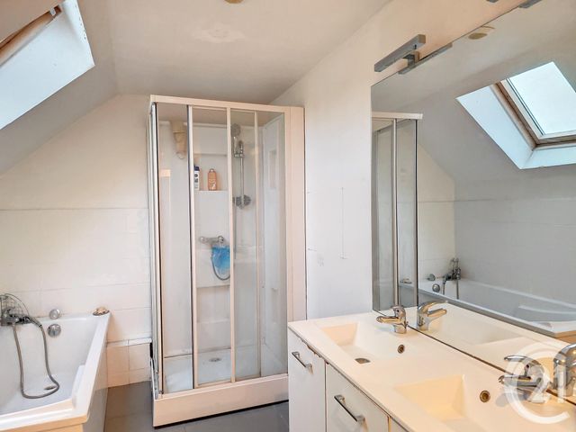 Appartement à vendre - 4 pièces - 100,15 m2 - Troyes - 10 - CHAMPAGNE-ARDENNE