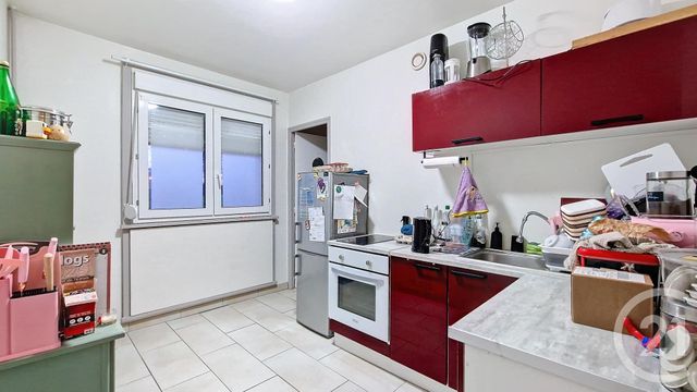 Appartement à vendre - 2 pièces - 53,74 m2 - La Chapelle St Luc - 10 - CHAMPAGNE-ARDENNE