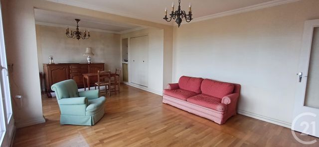 Appartement F5 à vendre - 5 pièces - 97 m2 - St Andre Les Vergers - 10 - CHAMPAGNE-ARDENNE
