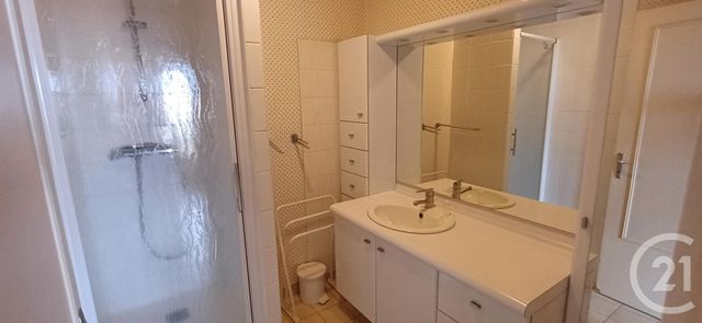 Appartement F5 à vendre - 5 pièces - 97 m2 - St Andre Les Vergers - 10 - CHAMPAGNE-ARDENNE