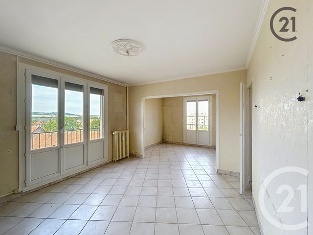 Appartement F4 à vendre - 4 pièces - 58,73 m2 - La Chapelle St Luc - 10 - CHAMPAGNE-ARDENNE