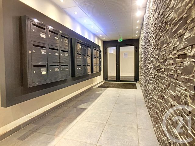 Appartement F1 à louer - 1 pièce - 31 m2 - Ste Savine - 10 - CHAMPAGNE-ARDENNE