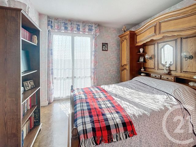 Afficher la photo en grand Appartement à vendre - 4 pièces - 74 m2 - Troyes - 10 - CHAMPAGNE-ARDENNE