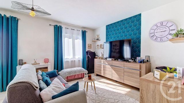 Appartement F4 à vendre - 4 pièces - 95 m2 - St Andre Les Vergers - 10 - CHAMPAGNE-ARDENNE