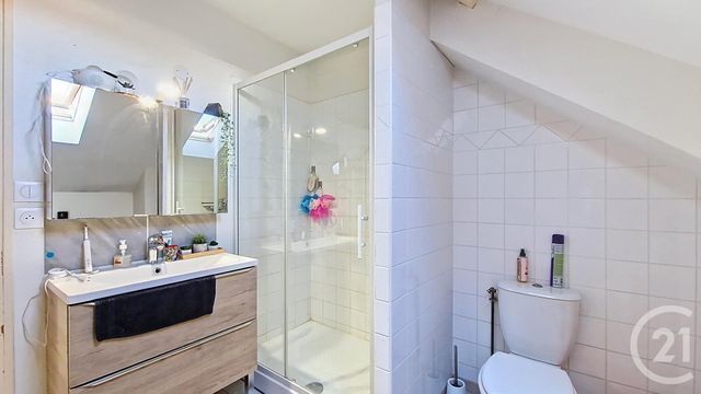 Appartement F4 à vendre - 4 pièces - 95 m2 - St Andre Les Vergers - 10 - CHAMPAGNE-ARDENNE