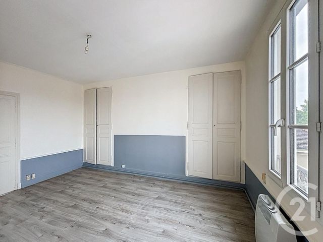 Afficher la photo en grand Appartement F2 à louer - 2 pièces - 45 m2 - Ste Savine - 10 - CHAMPAGNE-ARDENNE