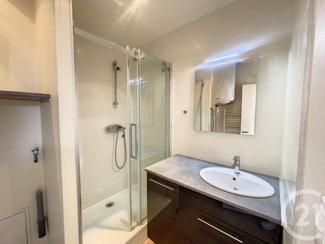 Afficher la photo en grand Appartement F2 à louer - 2 pièces - 45 m2 - Ste Savine - 10 - CHAMPAGNE-ARDENNE