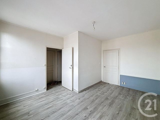 Afficher la photo en grand Appartement F2 à louer - 2 pièces - 45 m2 - Ste Savine - 10 - CHAMPAGNE-ARDENNE