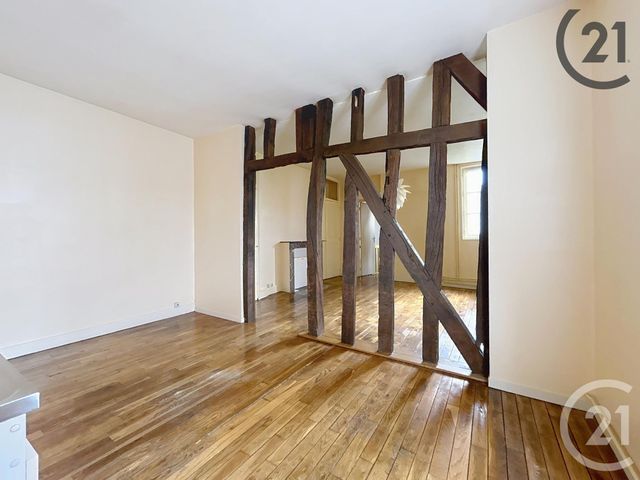 Afficher la photo en grand Appartement T4 à vendre - 4 pièces - 74,30 m2 - 10 - CHAMPAGNE-ARDENNE