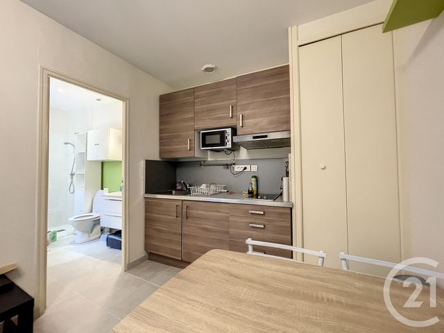 Afficher la photo en grand Appartement Studio à louer - 1 pièce - 24 m2 - Troyes - 10 - CHAMPAGNE-ARDENNE