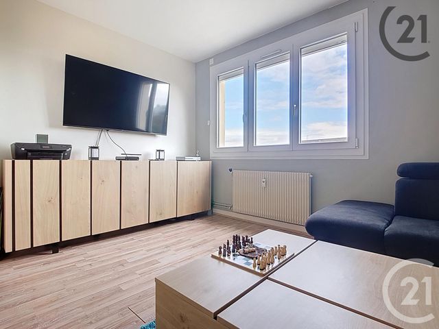 Afficher la photo en grand Appartement F4 à vendre - 4 pièces - 76 m2 - Troyes - 10 - CHAMPAGNE-ARDENNE