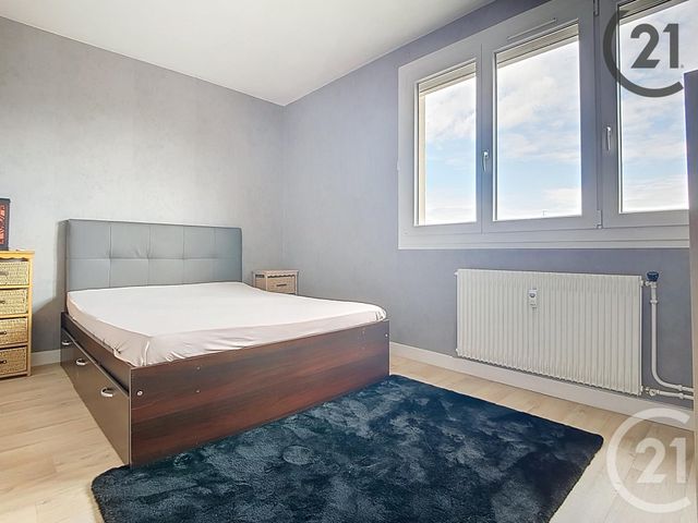 Afficher la photo en grand Appartement F4 à vendre - 4 pièces - 76 m2 - Troyes - 10 - CHAMPAGNE-ARDENNE