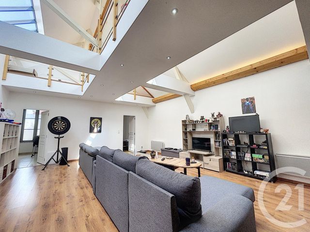 Appartement à louer - 5 pièces - 116 m2 - Troyes - 10 - CHAMPAGNE-ARDENNE