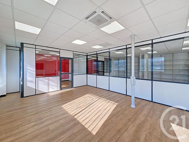 Commerce à louer - 172 m2 - 10 - CHAMPAGNE-ARDENNE