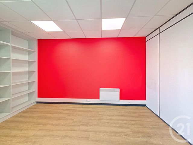 Commerce à louer - 172 m2 - 10 - CHAMPAGNE-ARDENNE