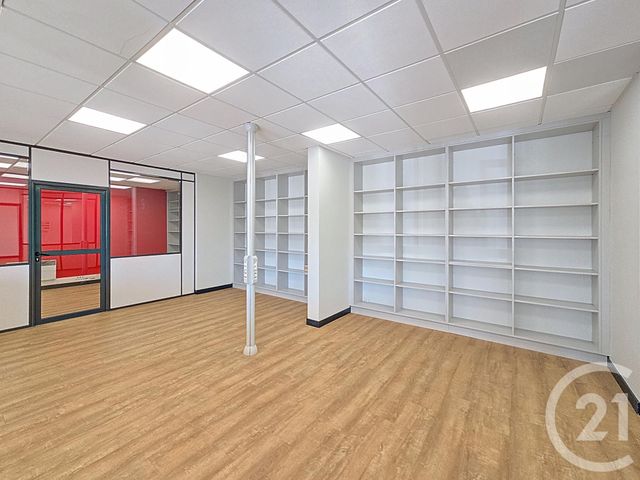 Commerce à louer - 172 m2 - 10 - CHAMPAGNE-ARDENNE