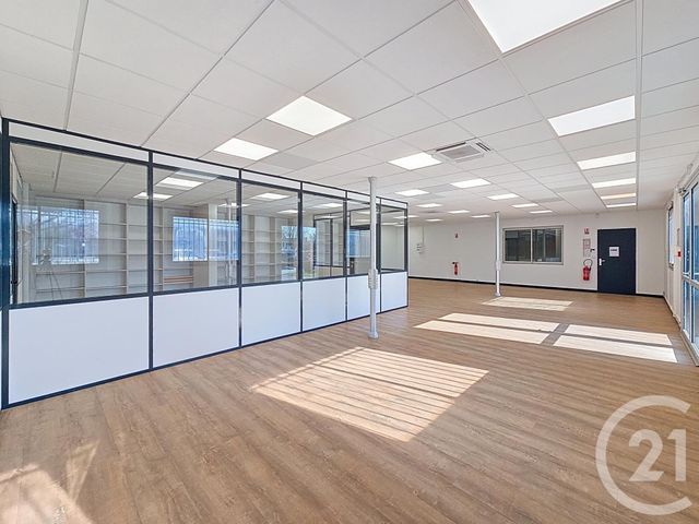 Commerce à louer - 172 m2 - 10 - CHAMPAGNE-ARDENNE