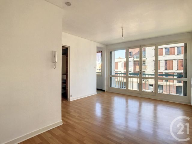 Appartement F1 à louer - 1 pièce - 26 m2 - Troyes - 10 - CHAMPAGNE-ARDENNE
