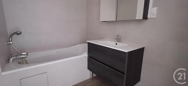 Afficher la photo en grand Appartement Chambre à vendre - 4 pièces - 73,29 m2 - St Andre Les Vergers - 10 - CHAMPAGNE-ARDENNE