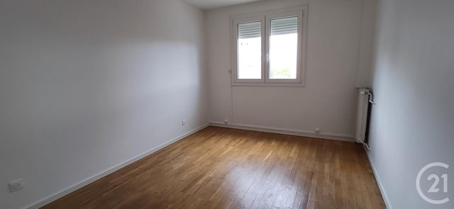 Afficher la photo en grand Appartement Chambre à vendre - 4 pièces - 73,29 m2 - St Andre Les Vergers - 10 - CHAMPAGNE-ARDENNE