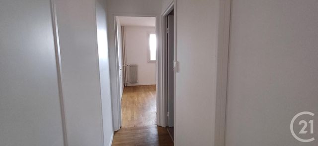 Afficher la photo en grand Appartement Chambre à vendre - 4 pièces - 73,29 m2 - St Andre Les Vergers - 10 - CHAMPAGNE-ARDENNE