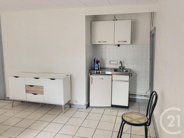 Appartement F1 à louer - 1 pièce - 18 m2 - Troyes - 10 - CHAMPAGNE-ARDENNE