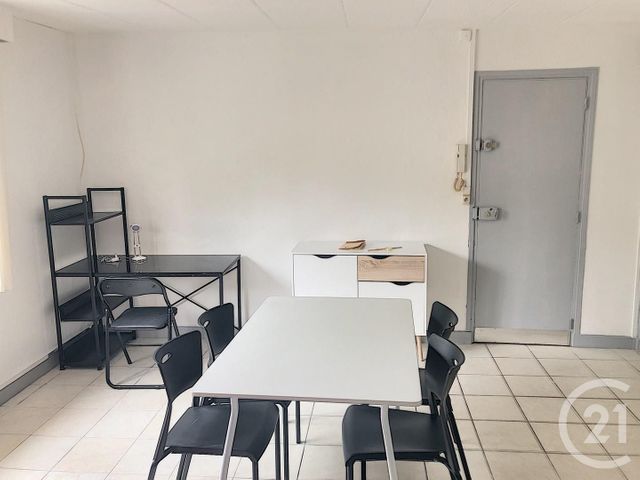 Appartement F1 à louer - 1 pièce - 18 m2 - Troyes - 10 - CHAMPAGNE-ARDENNE