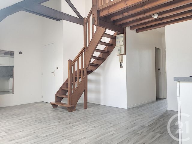 Afficher la photo en grand Appartement Duplex à louer - 2 pièces - 51 m2 - Troyes - 10 - CHAMPAGNE-ARDENNE