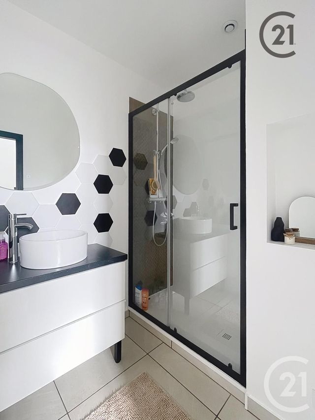 Afficher la photo en grand Appartement F4 à vendre - 4 pièces - 72,20 m2 - 10 - CHAMPAGNE-ARDENNE