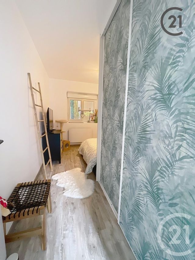 Afficher la photo en grand Appartement F4 à vendre - 4 pièces - 72,20 m2 - 10 - CHAMPAGNE-ARDENNE