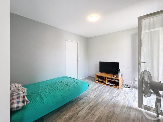 Afficher la photo en grand Appartement T1 à vendre - 1 pièce - 29 m2 - Troyes - 10 - CHAMPAGNE-ARDENNE
