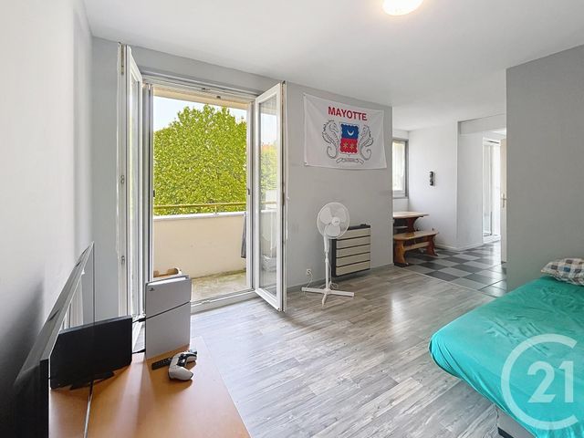 Afficher la photo en grand Appartement T1 à vendre - 1 pièce - 29 m2 - Troyes - 10 - CHAMPAGNE-ARDENNE