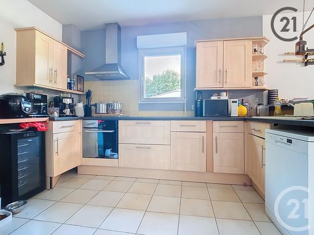 Maison à vendre - 5 pièces - 82,44 m2 - St Andre Les Vergers - 10 - CHAMPAGNE-ARDENNE