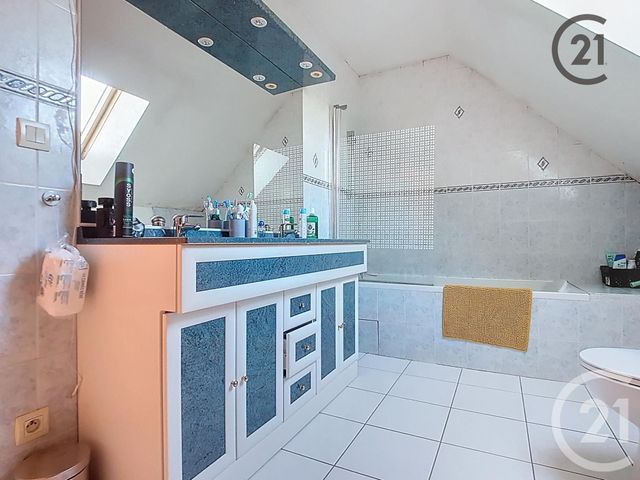 Maison à vendre - 5 pièces - 82,44 m2 - St Andre Les Vergers - 10 - CHAMPAGNE-ARDENNE