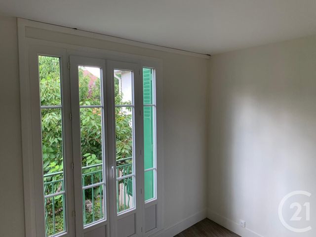 Afficher la photo en grand Appartement F2 à louer - 2 pièces - 56 m2 - Troyes - 10 - CHAMPAGNE-ARDENNE