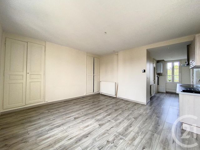 Afficher la photo en grand Appartement à louer - 2 pièces - 48 m2 - Ste Savine - 10 - CHAMPAGNE-ARDENNE
