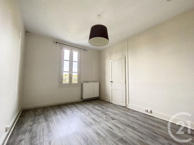 Afficher la photo en grand Appartement à louer - 2 pièces - 48 m2 - Ste Savine - 10 - CHAMPAGNE-ARDENNE